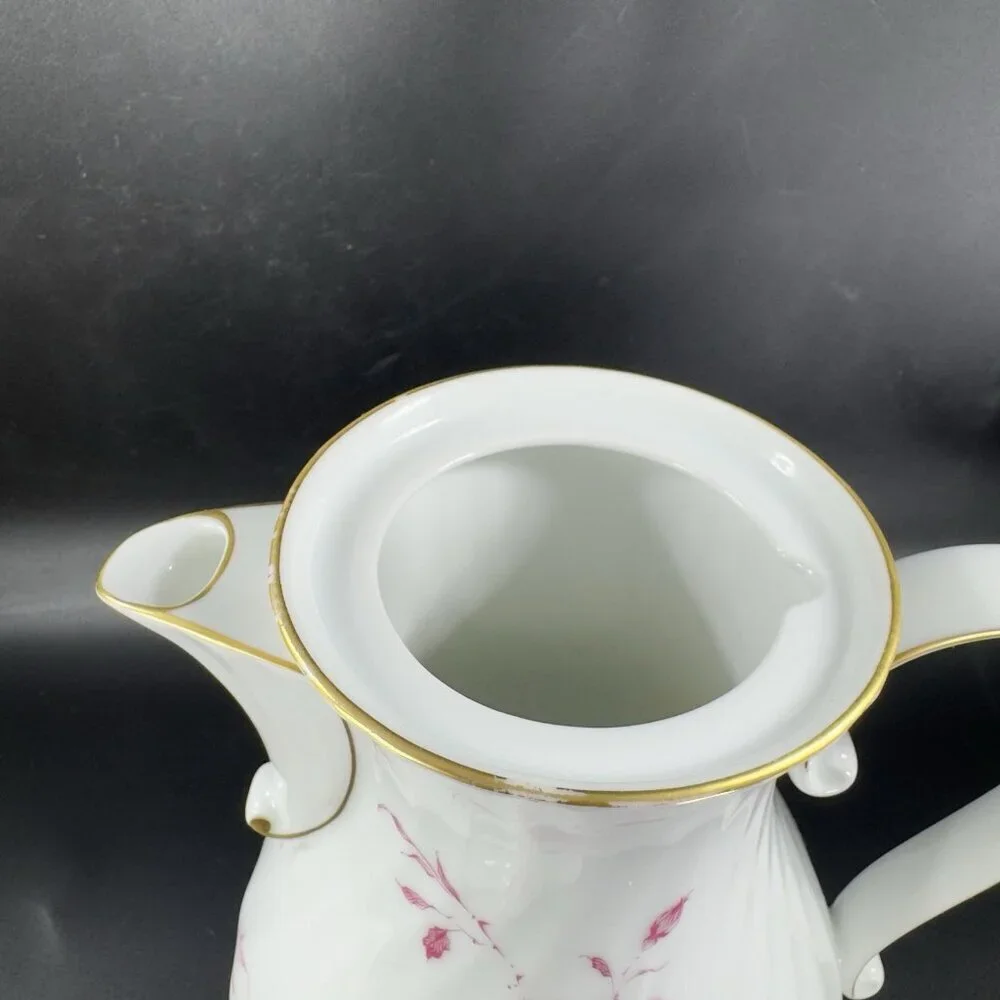AK Kaiser Porcelain Teapot Rokokoform Dubarry Germany Rose‎ Bud Carafe Mirabell